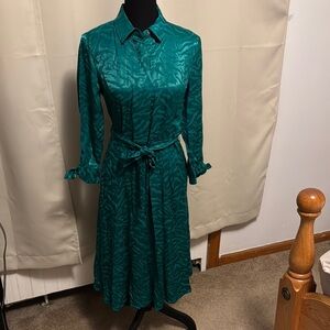 Elegant Forest Green Shirt Dress